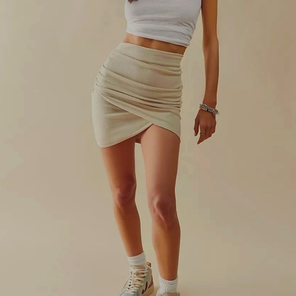 NWT Free People Mini Skirt - Picture 2 of 4